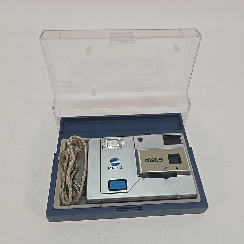 Minolta Disc 5 ‎ Disc Film Camera, silver, with Case
